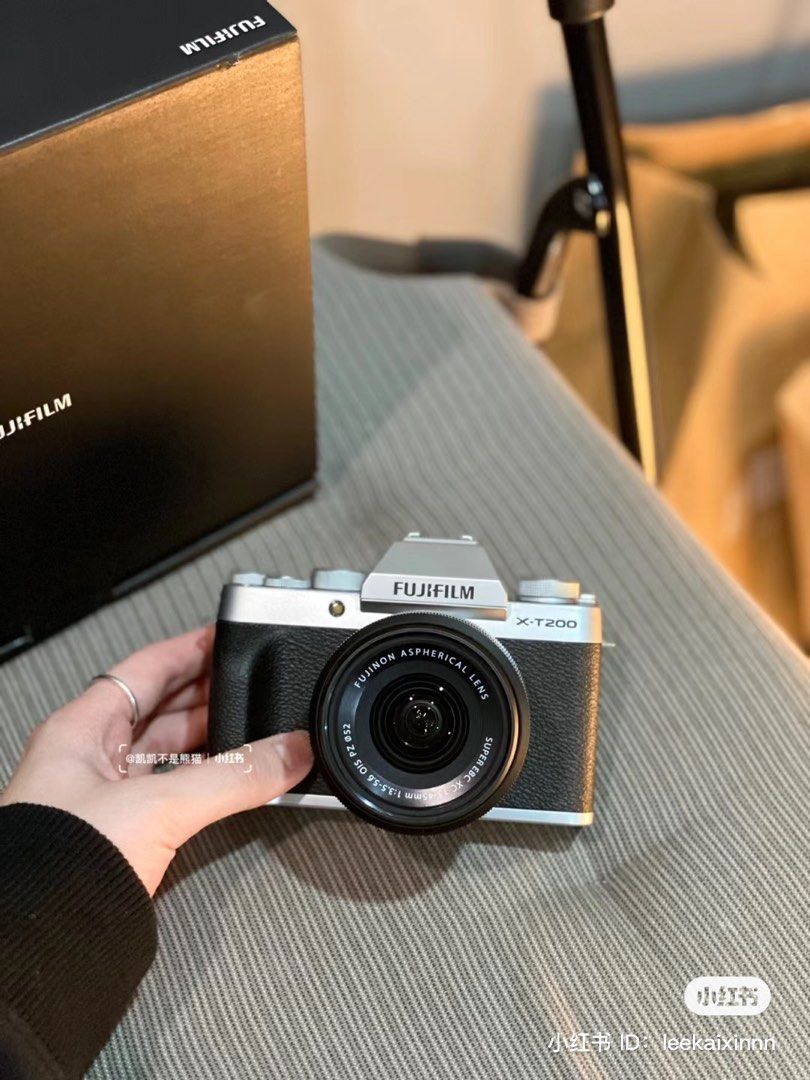 Fujifilm XT200, Photography, Cameras on Carousell