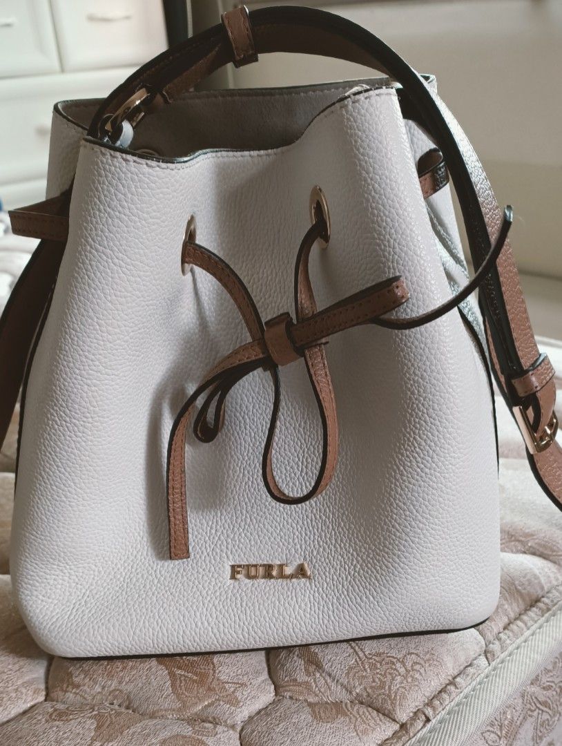 Furla cross body bags outlet