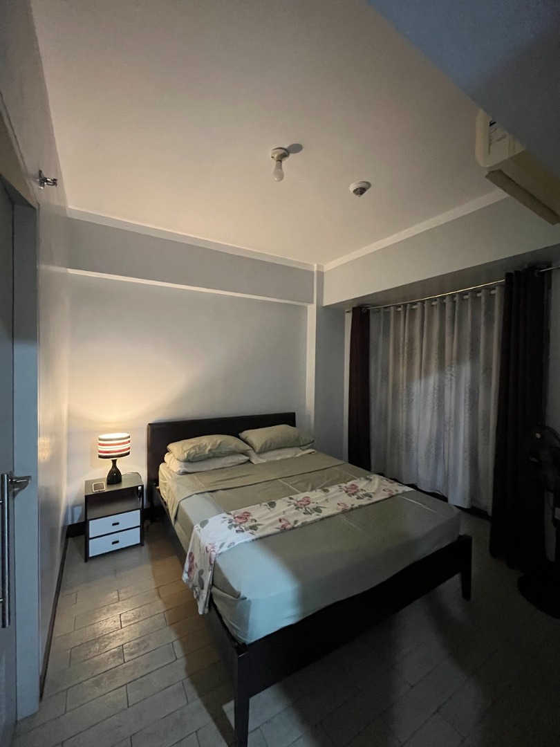 Parkside Villas 1BR with Balcony For Sale Newport City, Pasay Condo