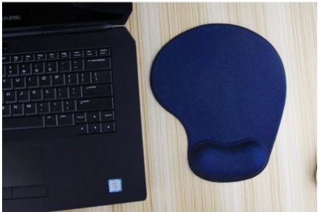 Ergonomic Mouse Pad with Wrist Support, Gaming Mouse Mat with Gel