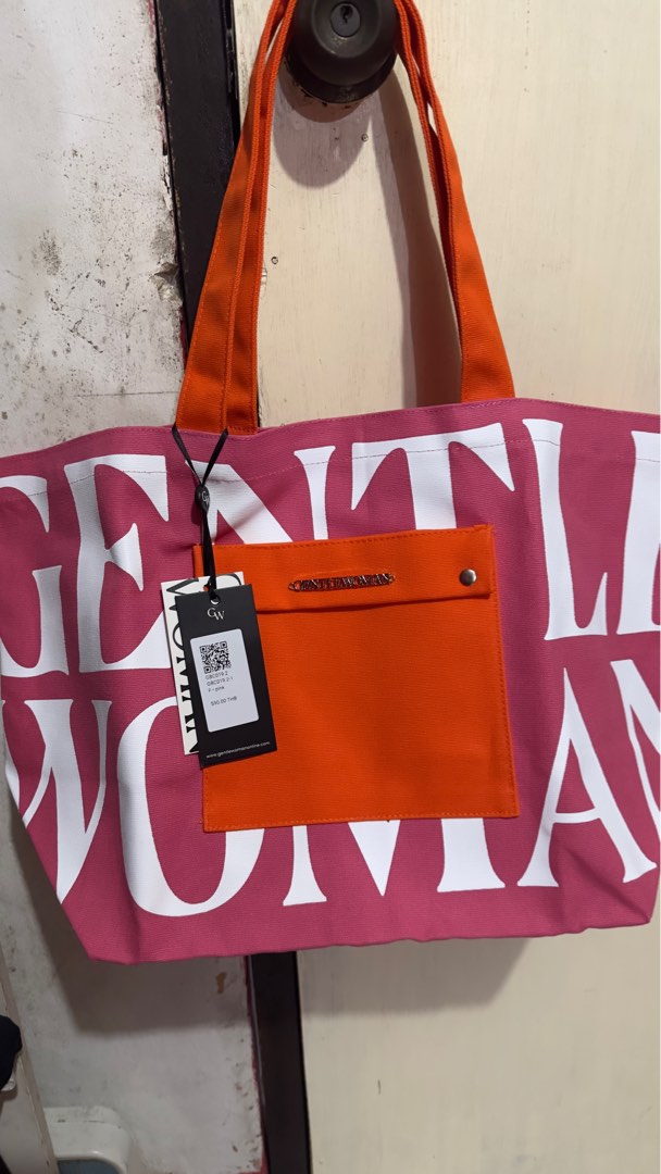 Gentle Woman Painted Wall Tota Bag Pink, Women's Fashion, Bags ...