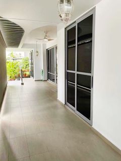 Ground Floor 2 Bedder Unit with Spacious Patio @ Tampines for Rent!
