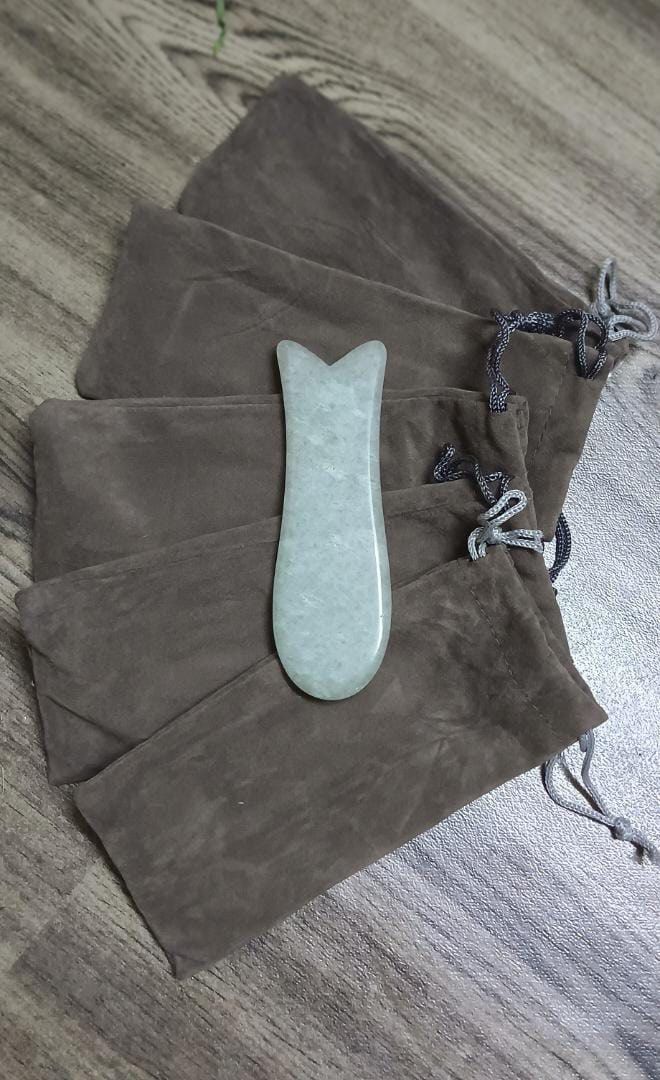 Gua Sha face lifting tool., Beauty & Personal Care, Face, Face Care on