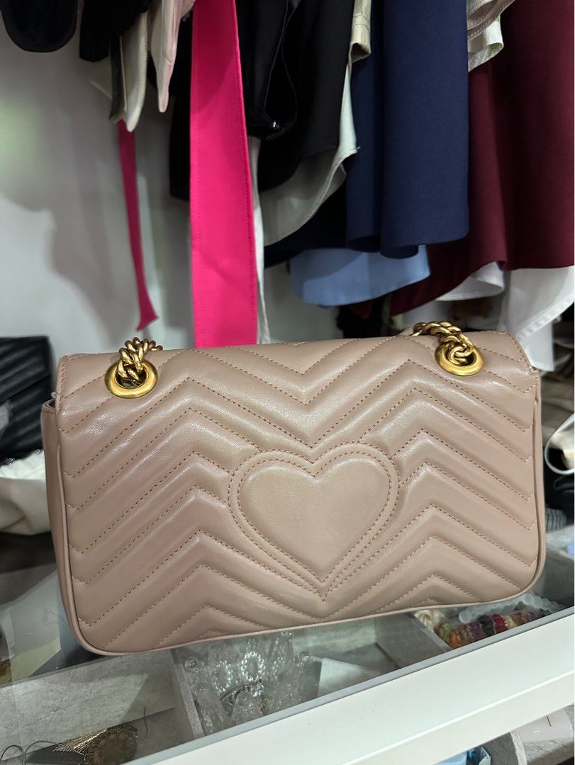 Gucci Marmont 26 in Dusty Pink, Luxury, Bags & Wallets on Carousell