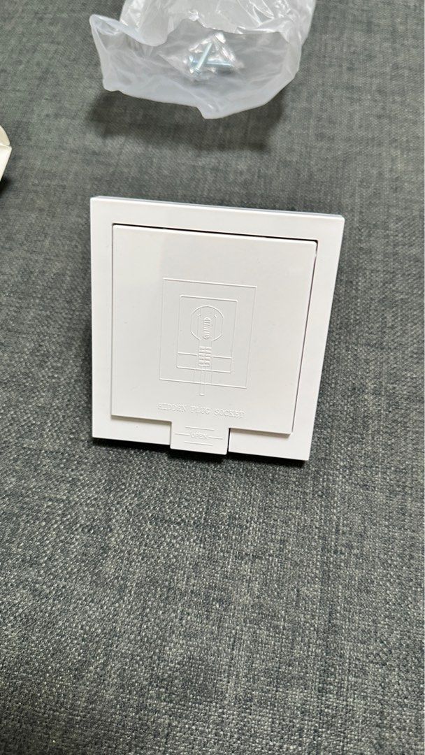 Hidden Plug Socket, TV & Home Appliances, Electrical, Adaptors