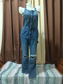(Category: ) located in . Submitted by declutteringgal922 (Listing ID 1242247206, Image 1). Description: .