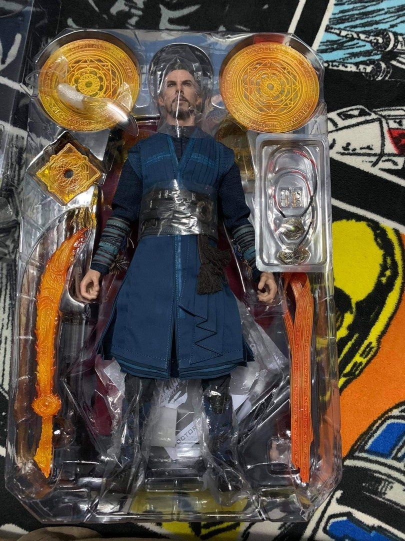 Hot toys doctor strange outlet 2.0