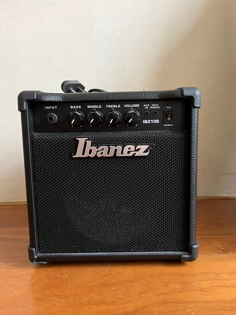 Ibanez 10W Bass Amp IBZ10B, Hobbies & Toys, Music & Media, Musical
