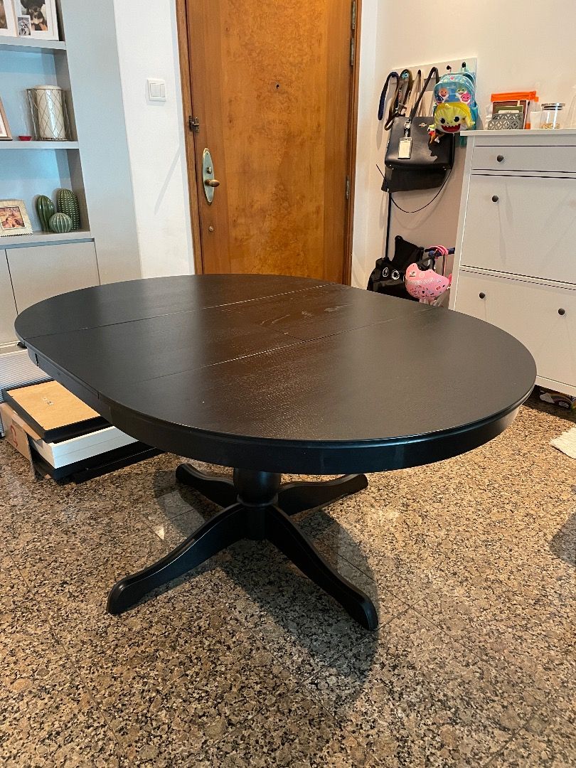 Ingatorp extendable 2025 table black