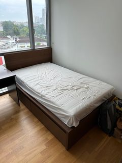 (Category: ) located in . Submitted by ycang1 (Listing ID 1238229323, Image 1). Description: .