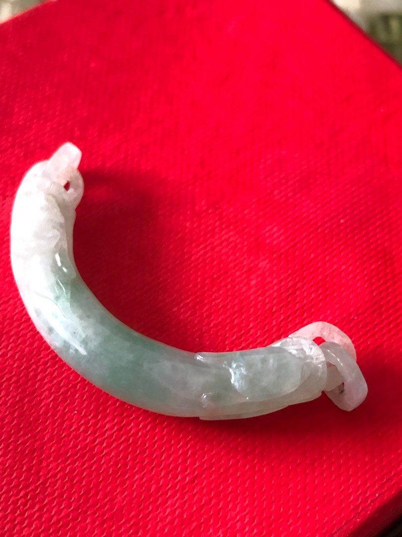 Jade bangles (Category: Precious Stones) located in Singapore. Submitted by scjan (Listing ID 1242217874, Image 3). Description: .