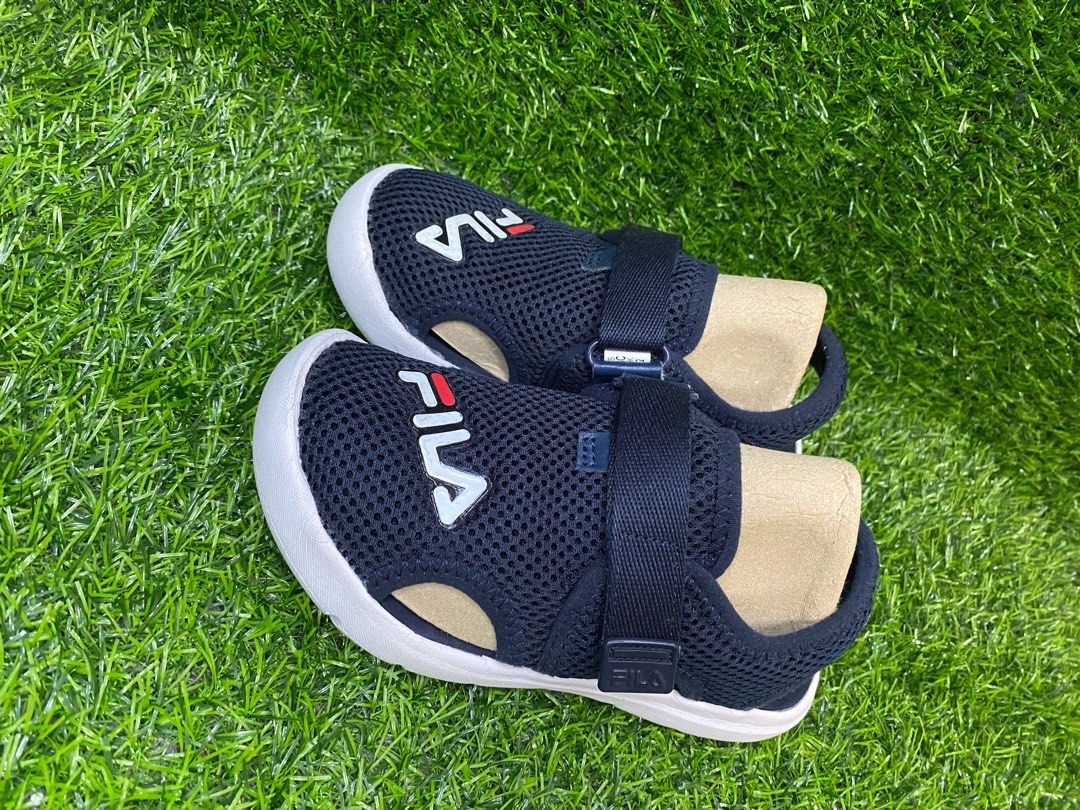 Kasut sandal fila clearance