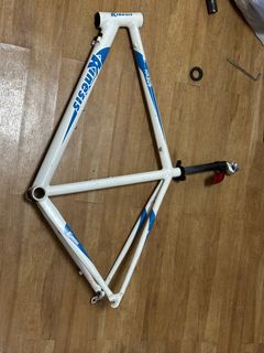 （分類：）位於 。 由 philip.s 提交（商品編號 1242179564，圖片 1）。簡介： 。
