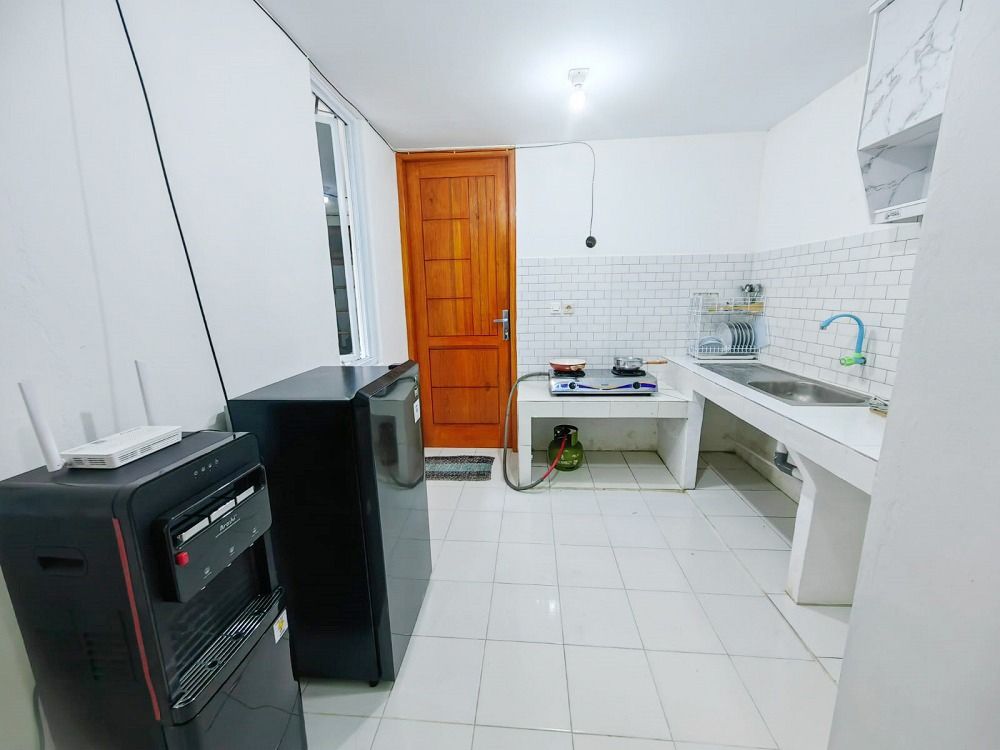 kost_putri_dekat_universitas_t_1688977525_ac7a4c54_progressive