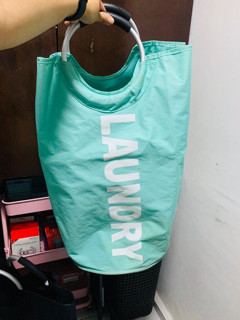 Laundry Bag (Category: Laundry Baskets) located in Quezon City. Submitted by averillajedahmae (Listing ID 1242304189, Image 2). Description: 200 each bag.