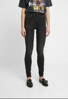 Original Levis 721 high rise skinny jeans