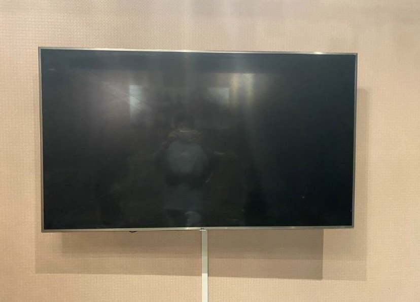 LG 57 INCH TV, TV & Home Appliances, TV & Entertainment, TV on Carousell