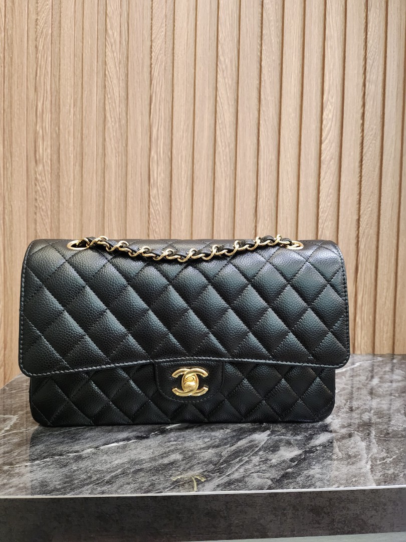 Large classic handbag, Grained calfskin & gold-tone metal, black — Fashion