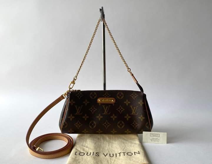 LOUIS VUITTON EVA CLUTCH M0N0GRAM (Category: Luxury Bags & Wallets) located in Manila. Submitted by bagislifeshop (Listing ID 1242330081, Image 1). Description: 96% NEW L V EVA CL.UTCH M0N0GRAM Multi-Way Chained Cl.utch Kilikili B@g / Crossb0dy CIassic Monogr@m C@nvas C0whide Le@ther Details Gold Tone Hardware Dimensions-10”x5”x2” Chain Strap-8” Leather Strap-23” Mint Condition, Rank A Comes w/ Card, Dustbag & Paperbag.
