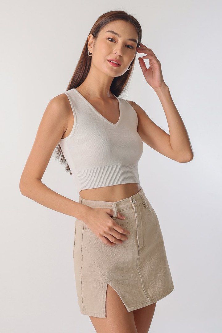 CELIA V-NECK KNIT TOP (STONE)