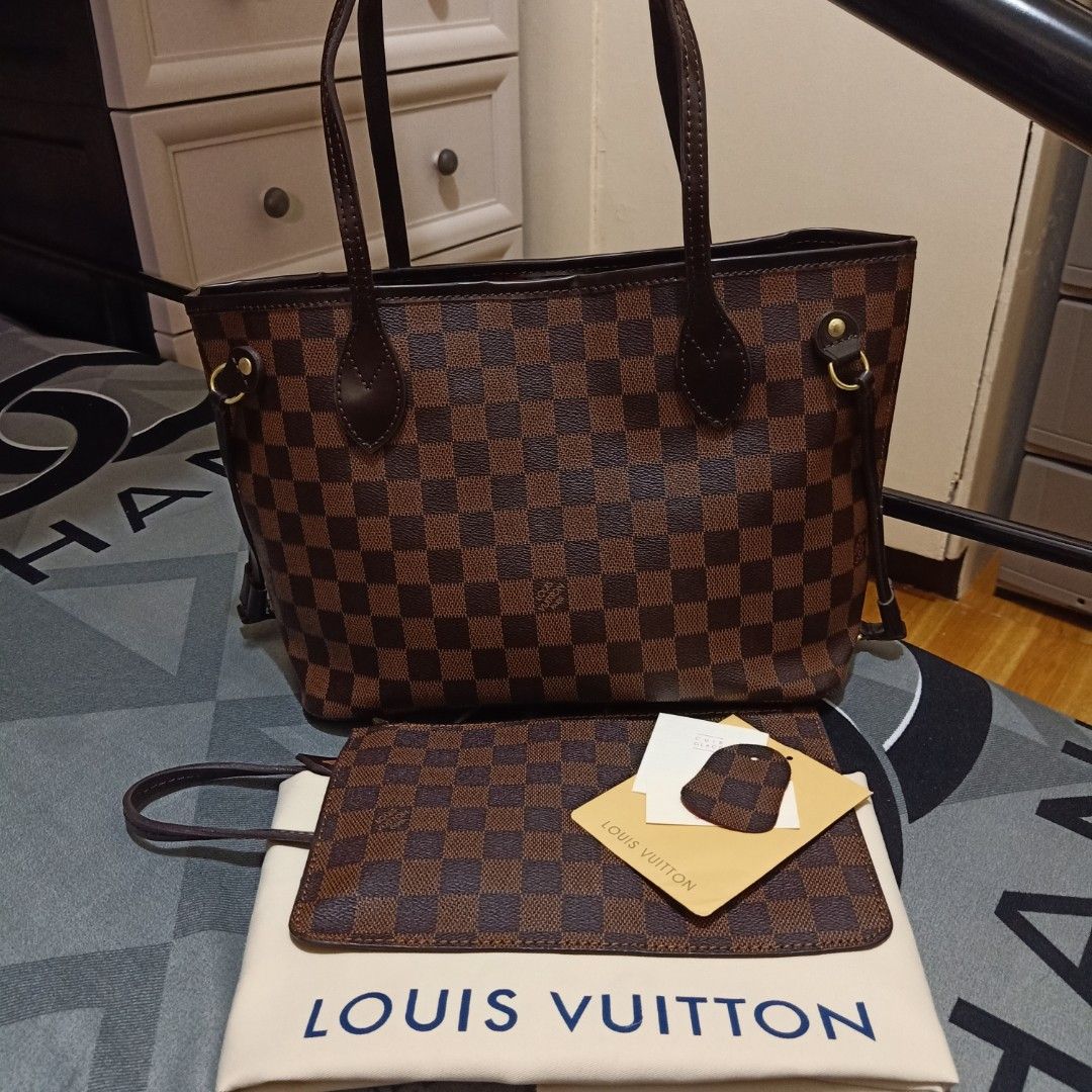 Authentic Louis Vuitton Neverfull, Luxury, Bags & Wallets on Carousell