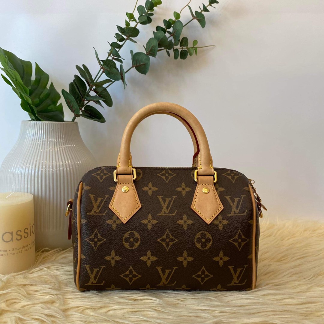 LOUIS VUITTON DAUPHINE WOC, Luxury, Bags & Wallets on Carousell