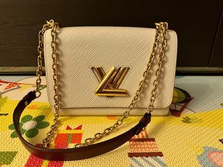 Louis Vuitton LV x YK EPI Infinity Dots Twist Shoulder Bag PM White Red