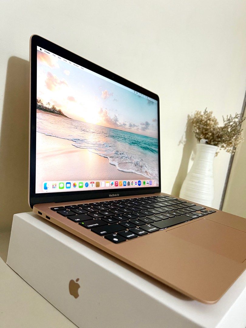 MacBook Air M1 13inch 2020 (rosegold) on Carousell
