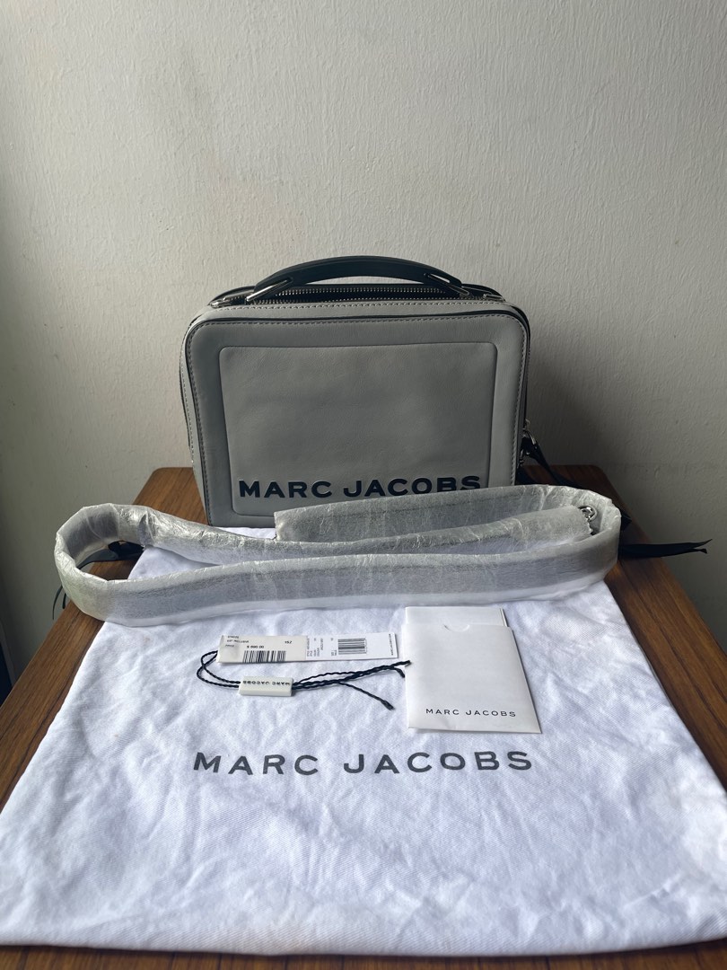 Marc jacobs the box bag store