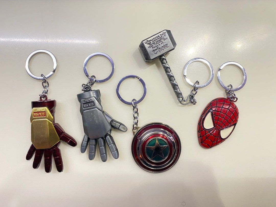 Marvel avengers keychain online