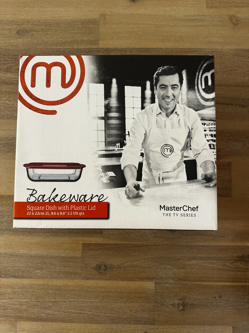 MasterChef The TV Series Bakeware Square Dish with Plastic Lid 20cm x