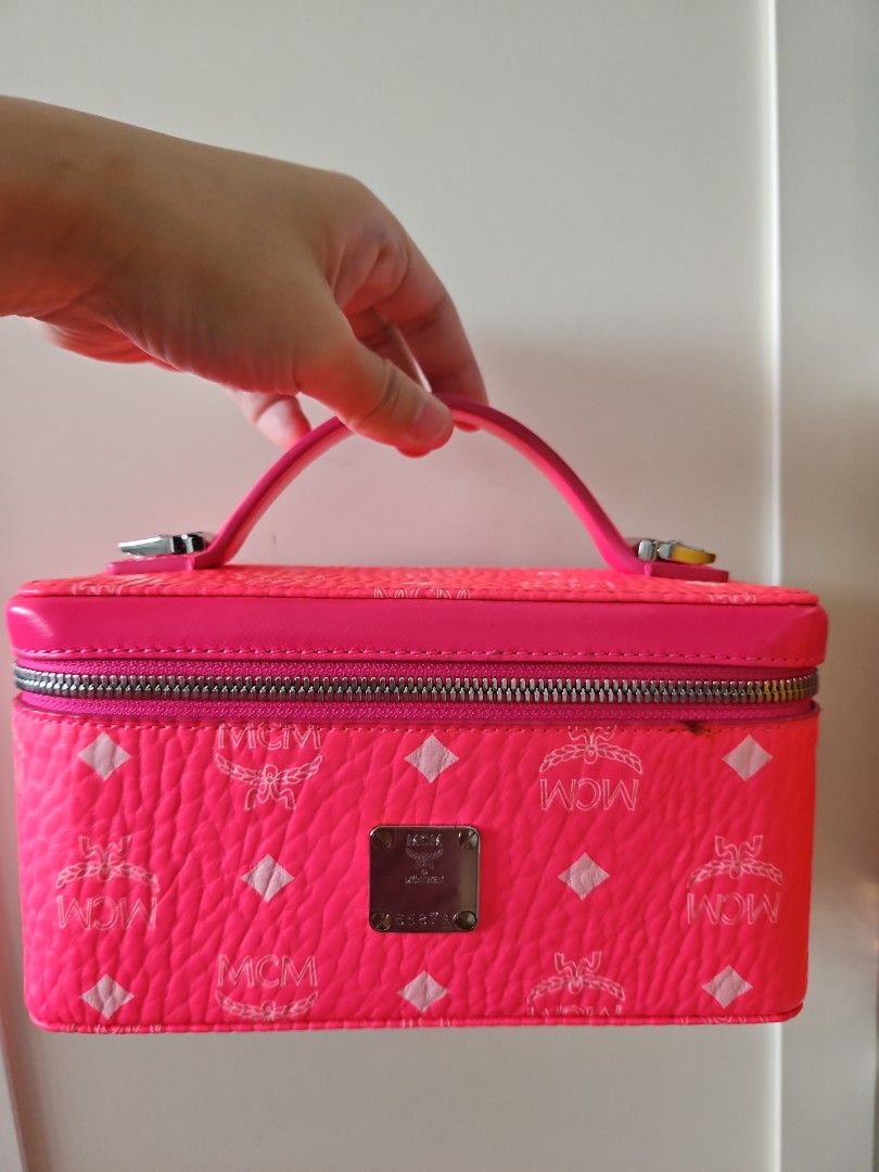 Mcm pink 2025 vanity case