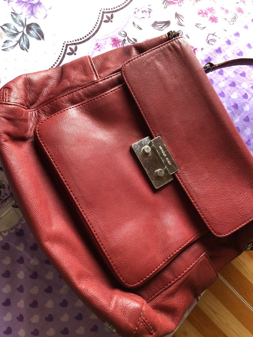 Mk bag original free shipping Women s Fashion Bags Wallets Cross body Bags on Carousell