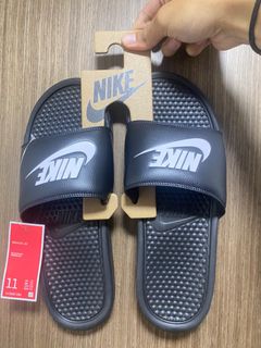 Nike benassi slides on sale singapore