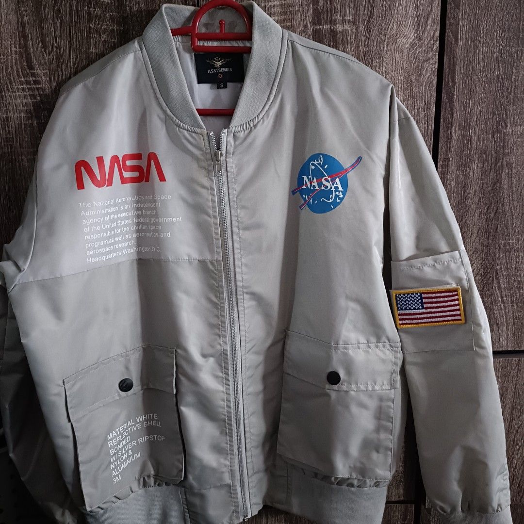 Amazon.com: Up and Away Medium-Weight NASA Space Shuttle Flight Bomber  Jacket With Eight Patches : Clothing, Shoes & Jewelry
