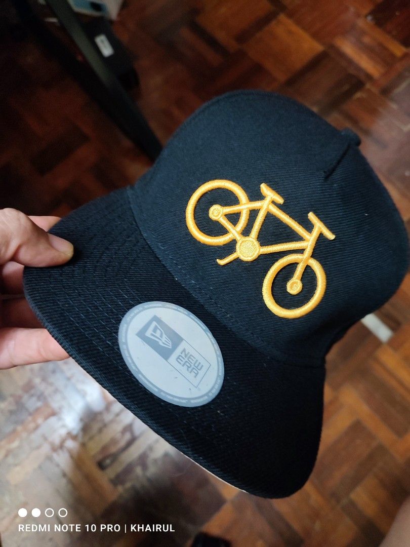 New era Society cycling snapback Men s Fashion Watches
