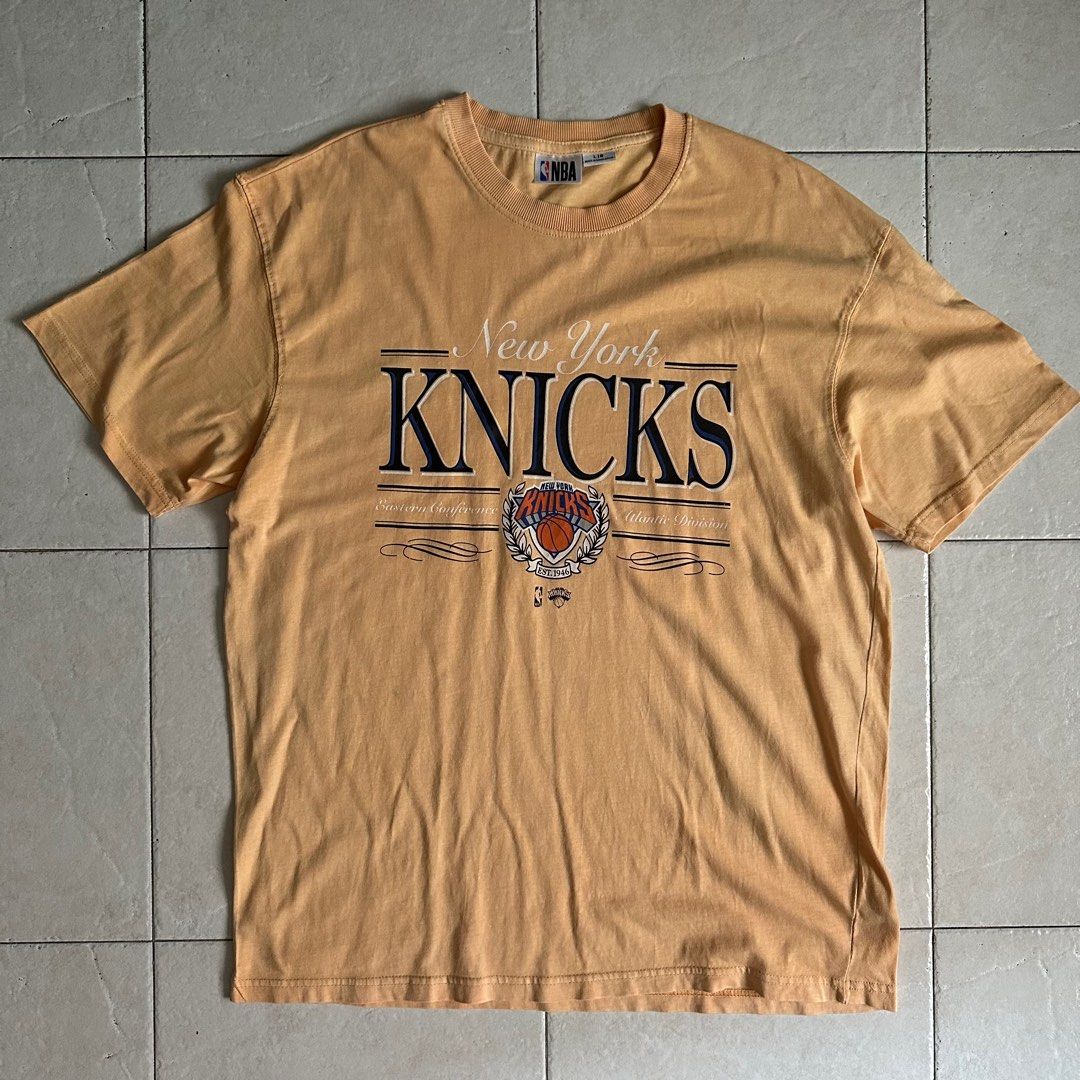 New york knicks graphic tees on sale