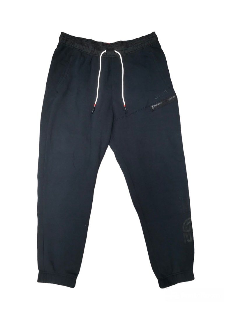 Kyrie irving shop jogging pants