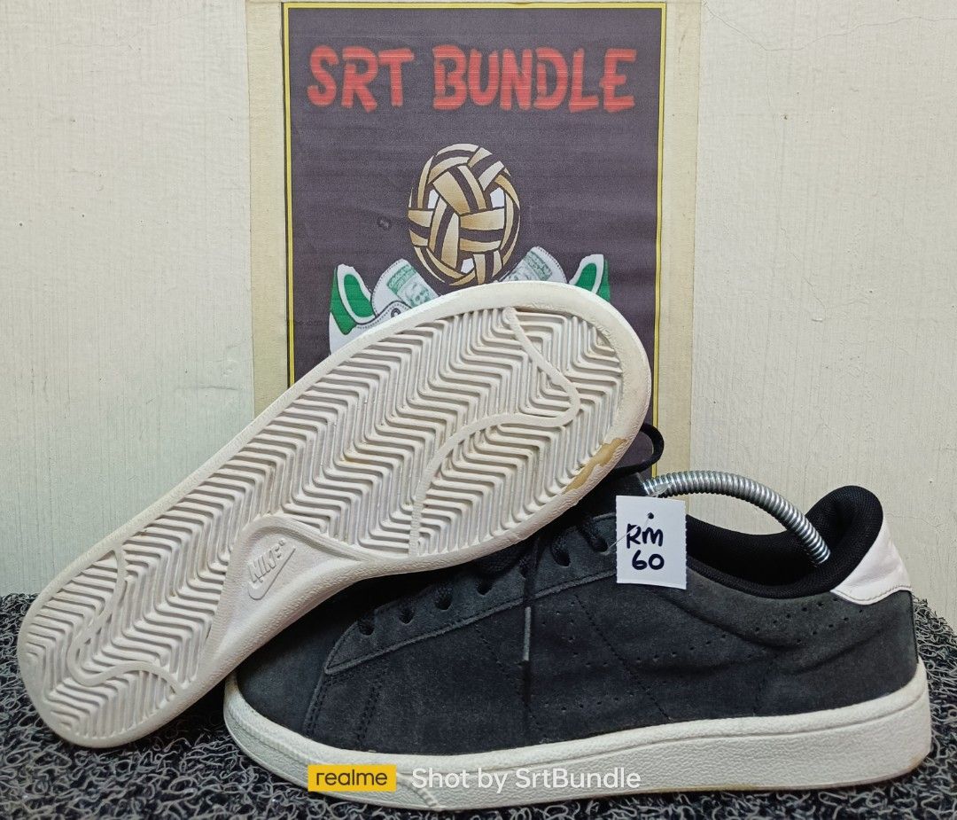 Nike store classic cs
