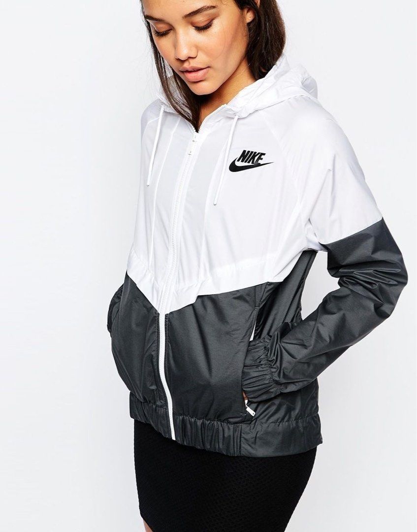 White womens top nike windbreaker