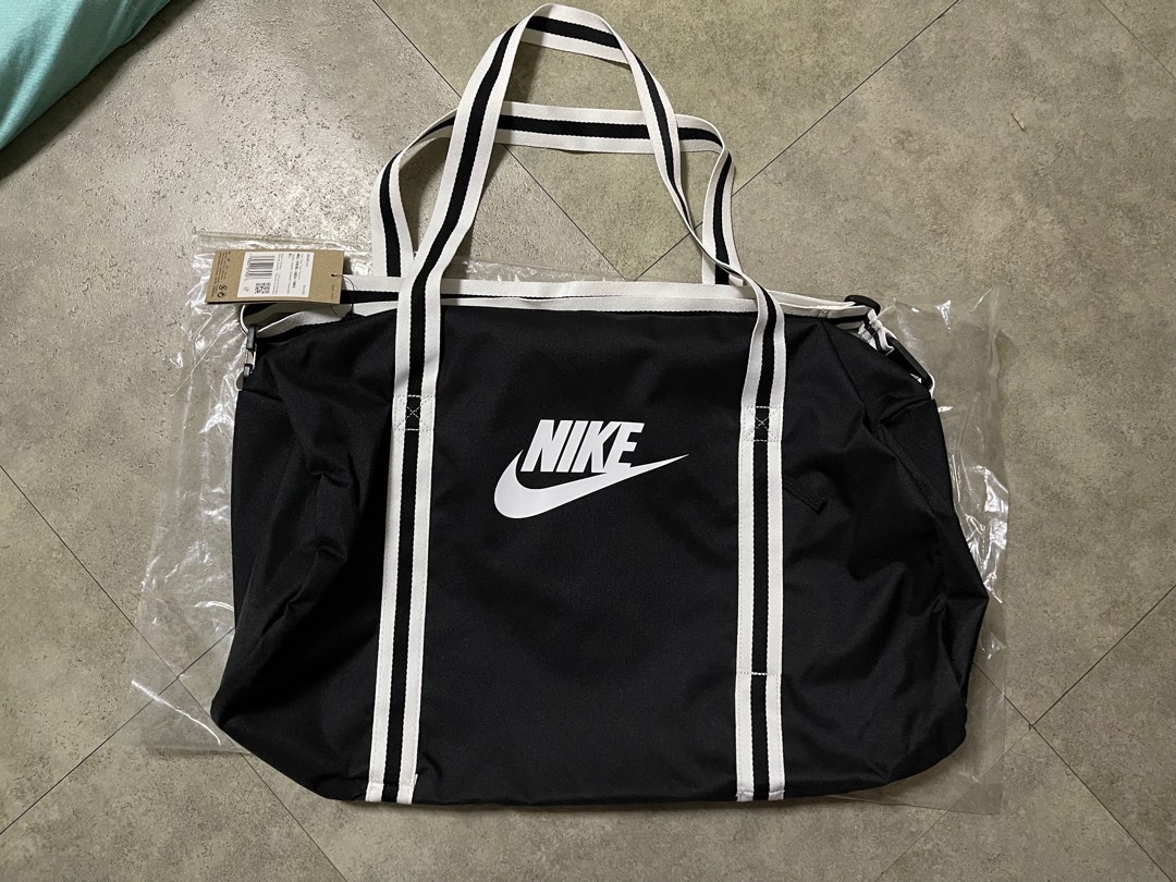 kohls nike duffel bag