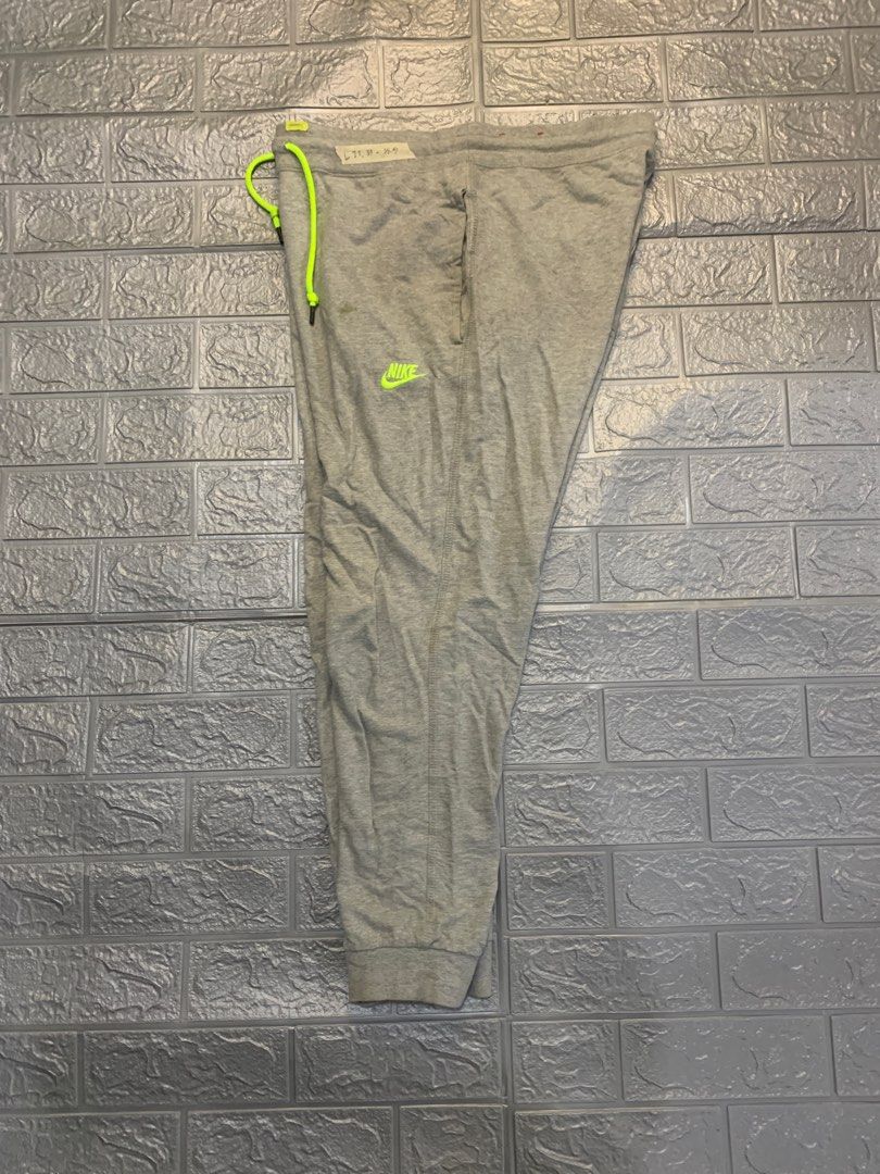 nike jogger pants red tag