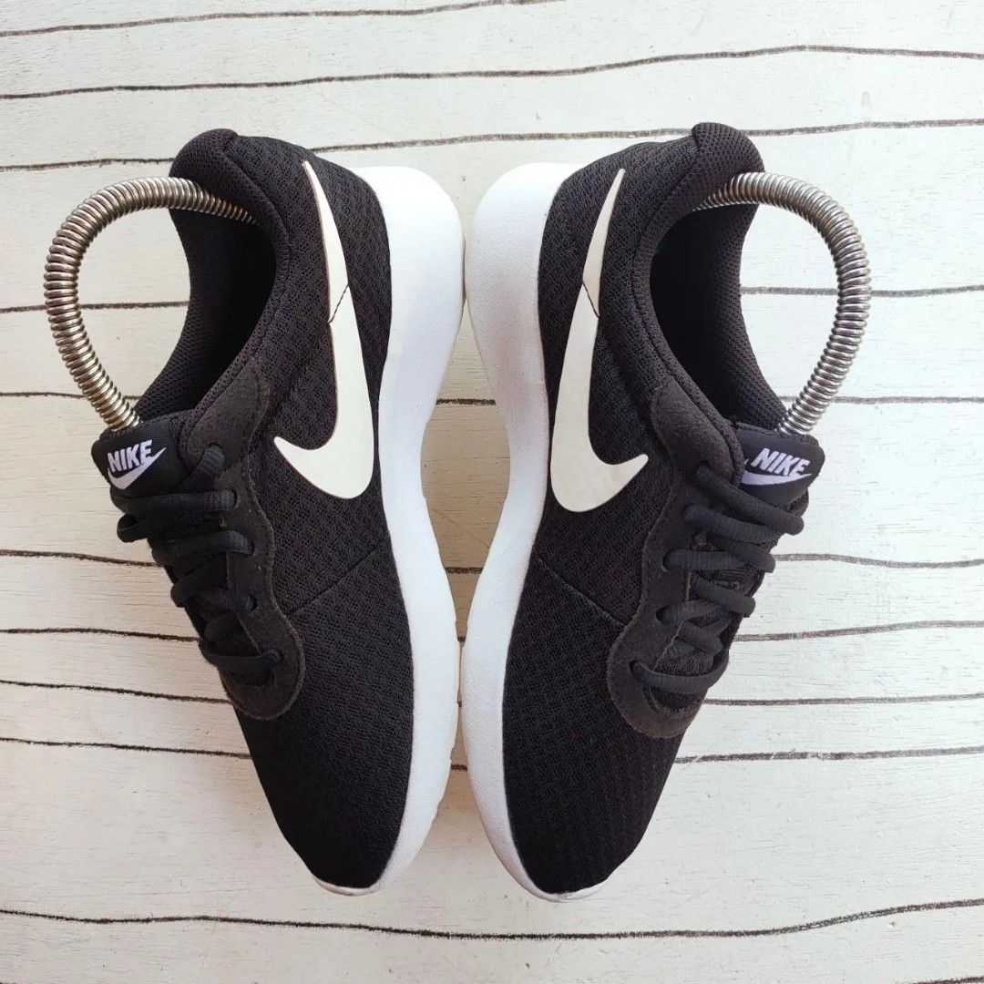NIKE TANJUN RUNNING BLACK WHITE 4.5UK Women s Fashion Footwear