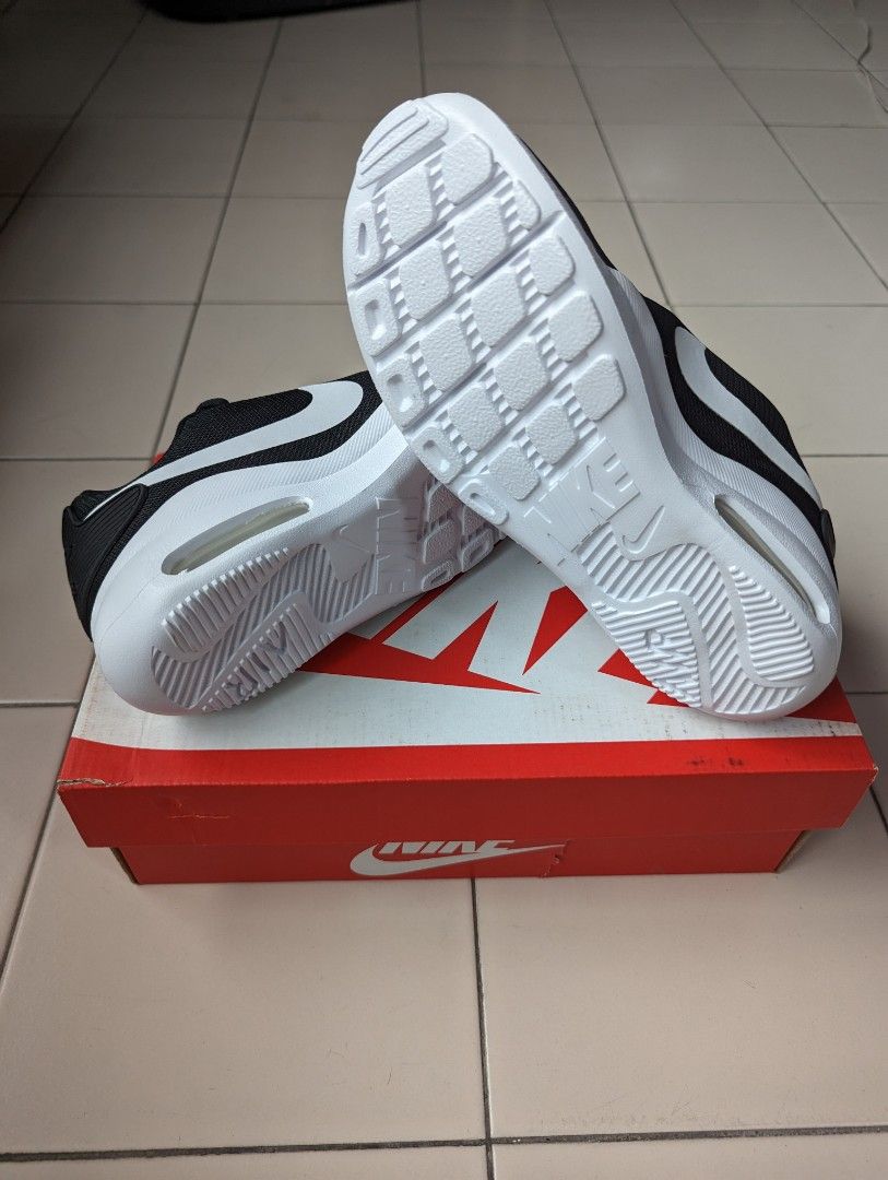 US5.5 Nike Shoes Women s Air Max Oketo Black Everyday Lifestyle