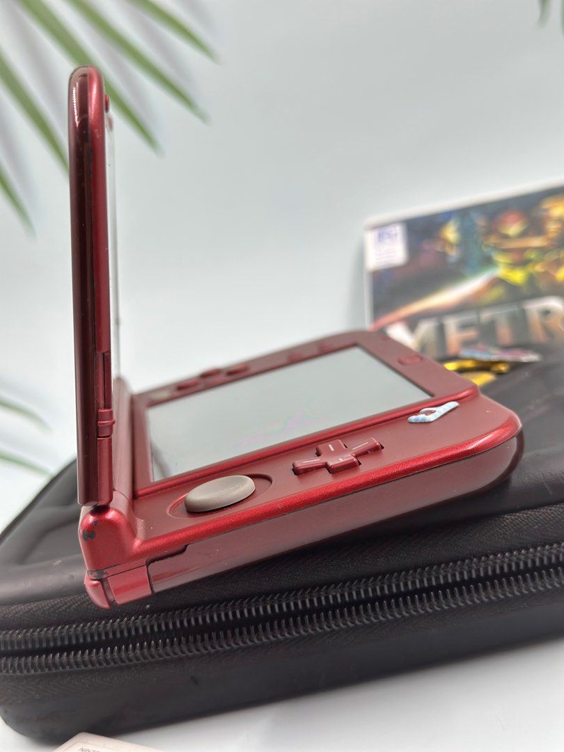 Nintendo New 3DS XL Red 2021 Purchased DataBlitz with 2Games and Case
