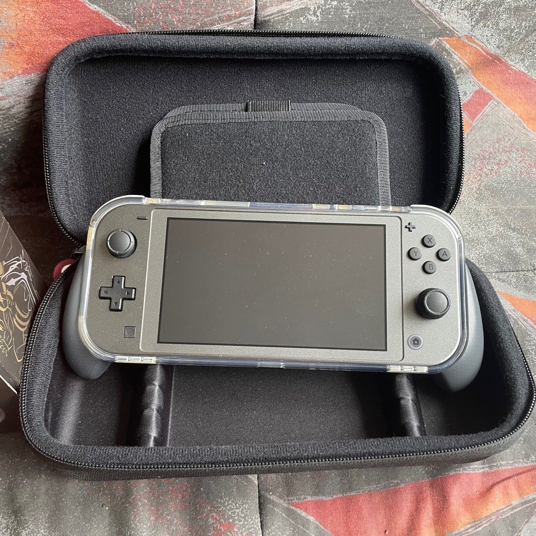Nintendo Switch Lite Dialga and Palkia Edition (with case), Video