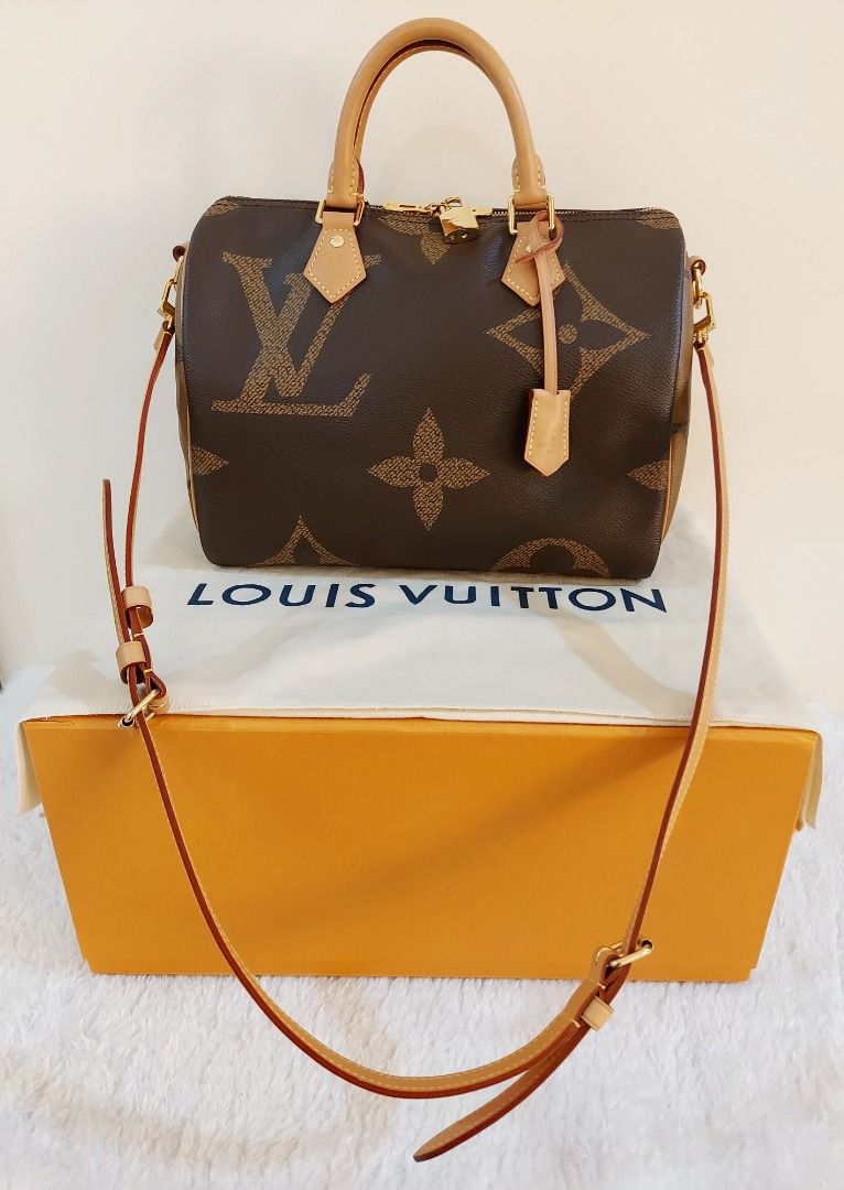 100% Original Louis Vuitton Speedy Limited Edition Giant Reverse