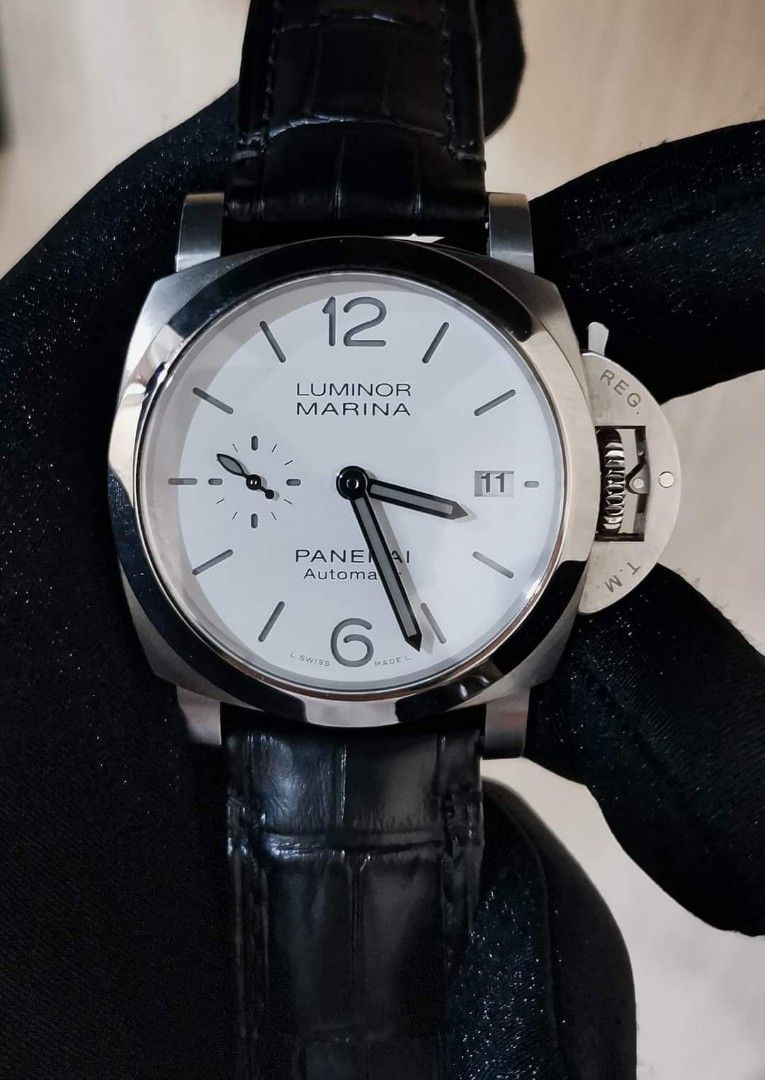 Panerai luminor sale 40mm models
