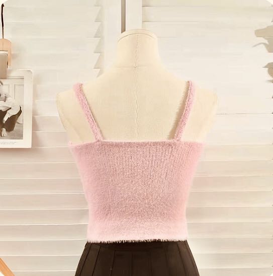 Pink furry crop spag top, Women's Fashion, Tops, Sleeveless on Carousell