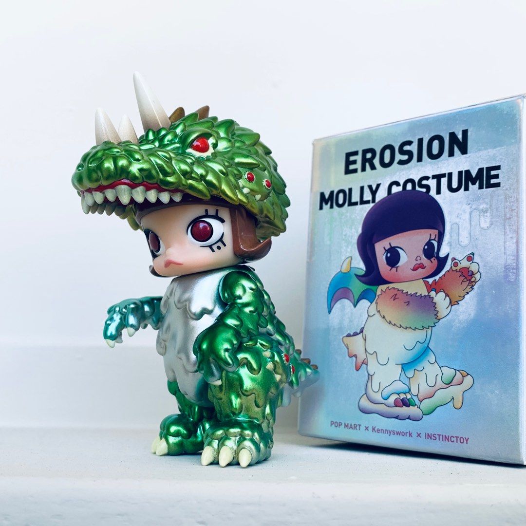 POP MART X INSTINCTOY 大久保 MOLLY 23cm Pop Mart 泡泡瑪特盲盒手辦- Molly大久保INSTINCTOY娃娃裝侵蝕